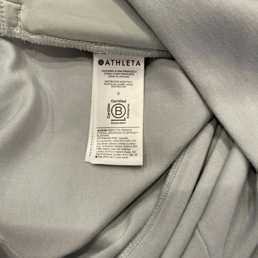 Athleta Light Sage Green Eastbound Wide Leg pants Women's Size 8 - Picture 5 of 13